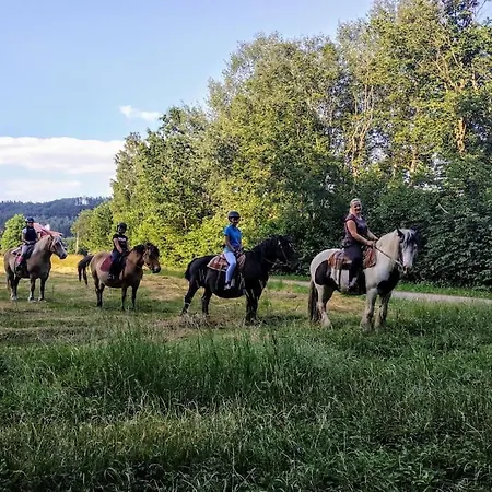 Dom Sielski W Gorach Stolowych