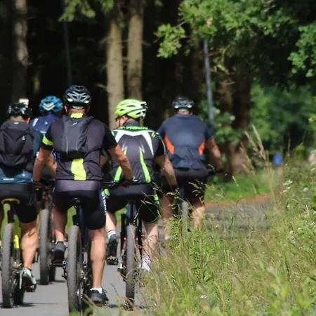 Dom Sielski W Gorach Stolowych *