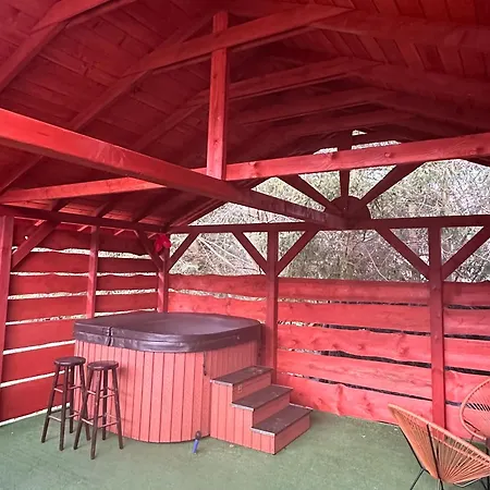 Dom Sielski W Gorach Stolowych