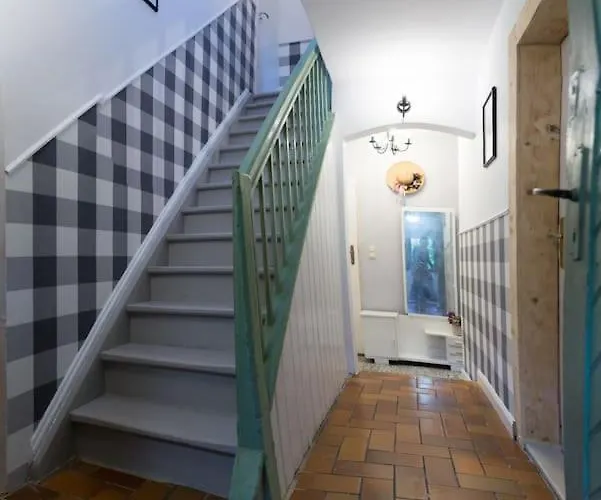 Semesterbostad Dom Sielski W Gorach Stolowych