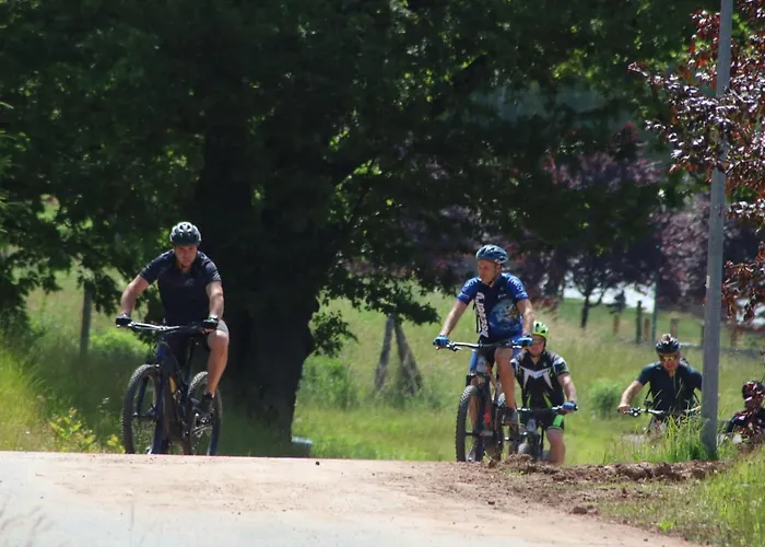 Dom Sielski W Gorach Stolowych *