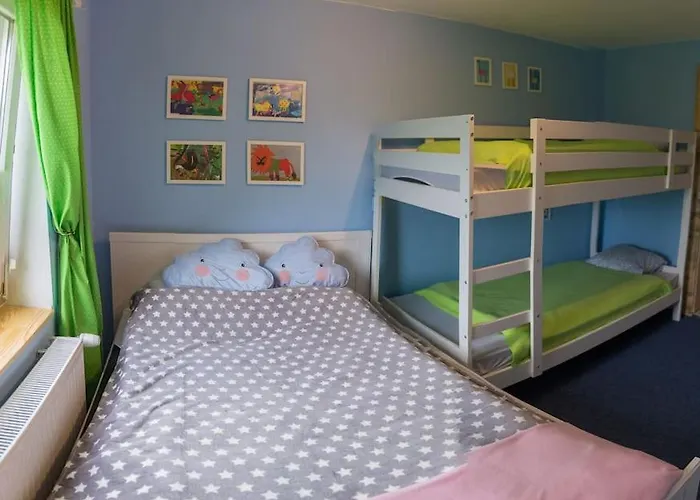 Dom Sielski W Gorach Stolowych