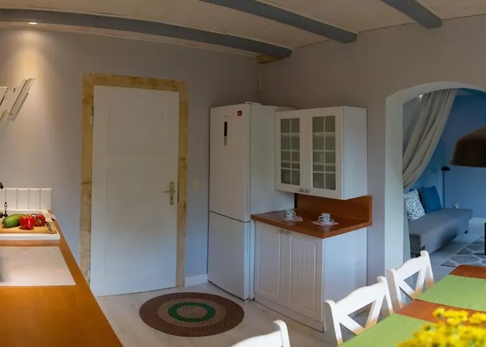 Dom Sielski W Gorach Stolowych *